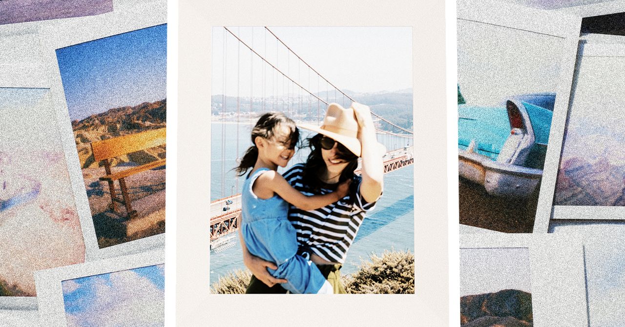 The Aura Aspen Digital Photo Frame Is Made for Vertical Pics