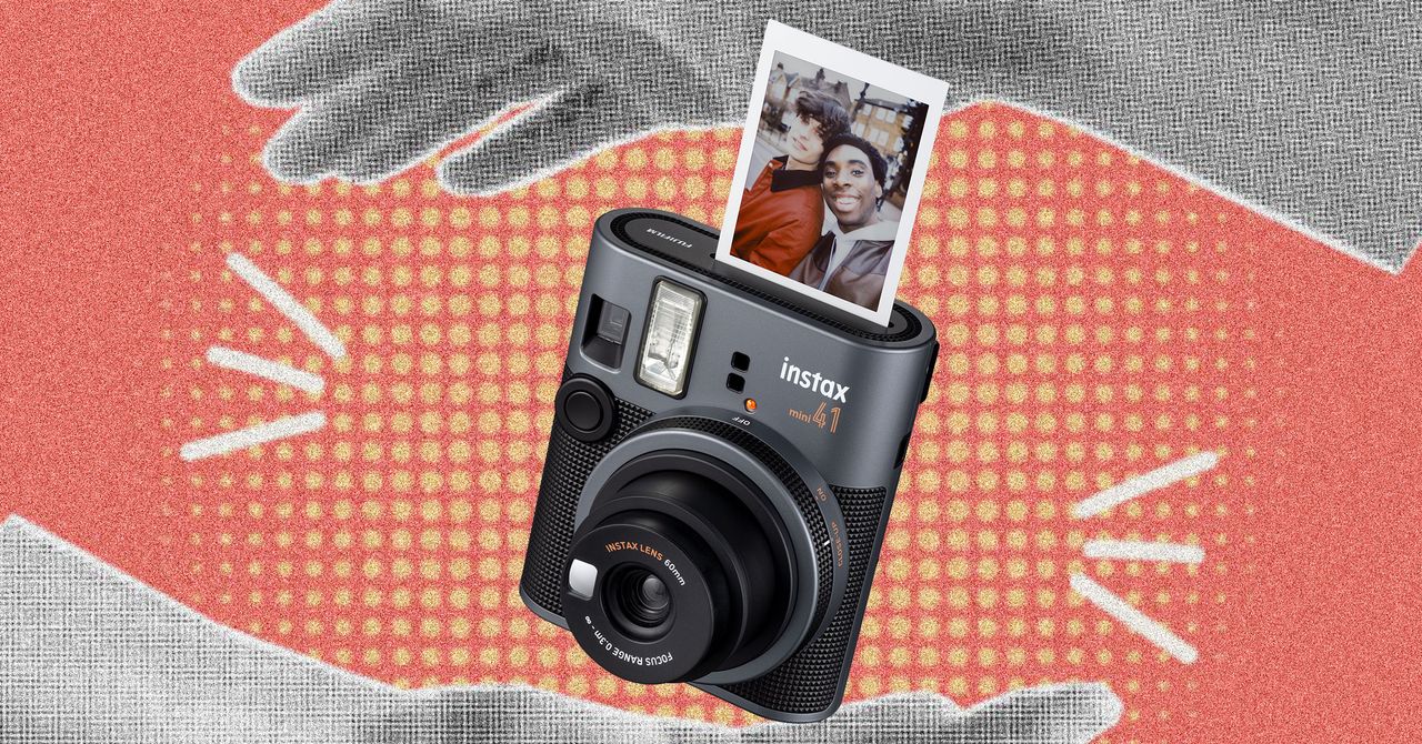Fujifilm’s Instax Mini 41 Is a Stylish and Capable Instant Camera