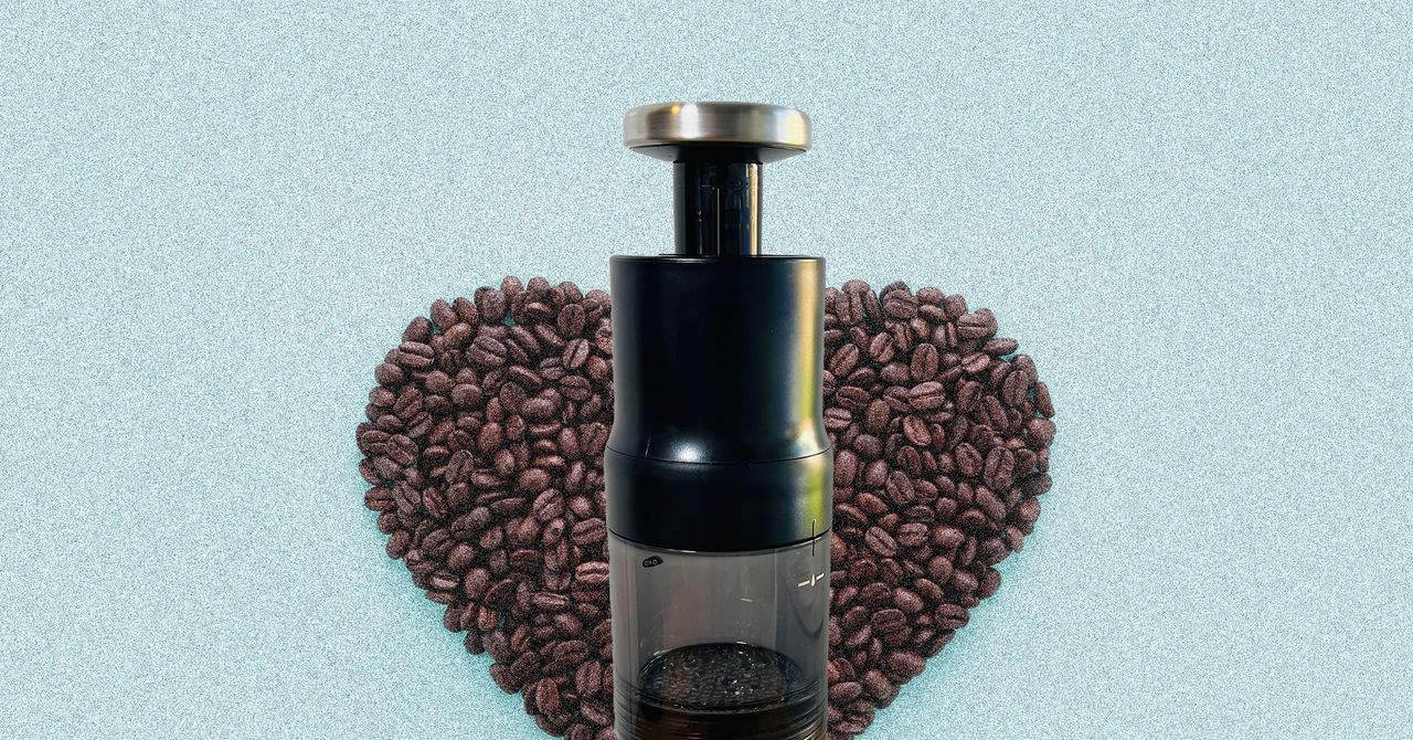 Oxo’s New Coffee Maker Somehow Yields Tasty Cold Brew in Minutes
