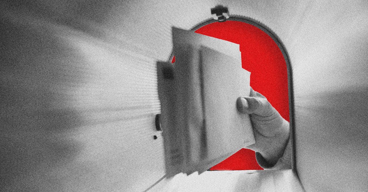 Broadcom Sends Cease-and-Desist Letters to VMware Perpetual License Holders