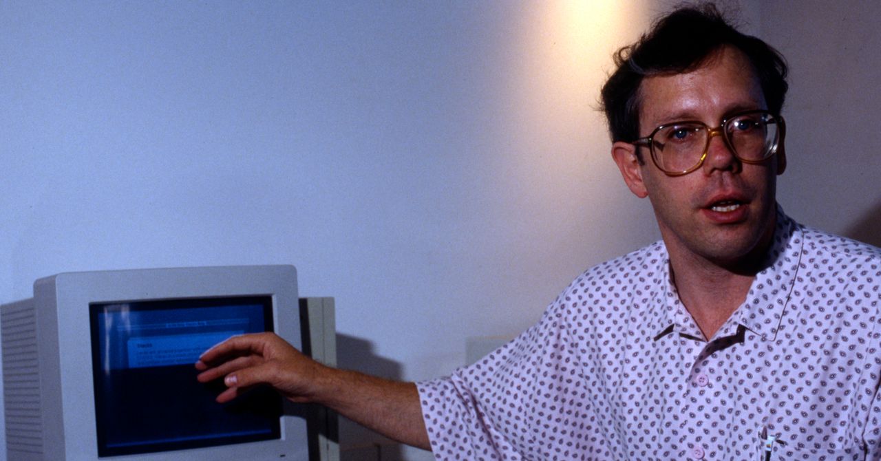 Bill Atkinson, Macintosh Pioneer and Inventor of Hypercard, Dies at 74