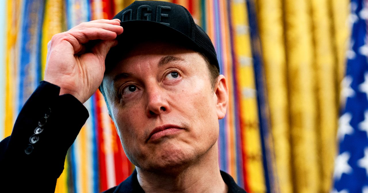 Elon Musk’s Fight With Trump Threatens $48 Billion in Government Contracts