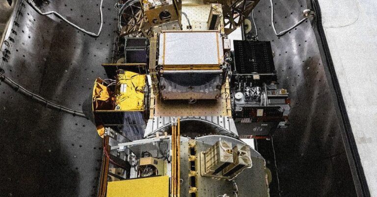 SpaceX Starship Finally Pulls Off a Successful Test Flight