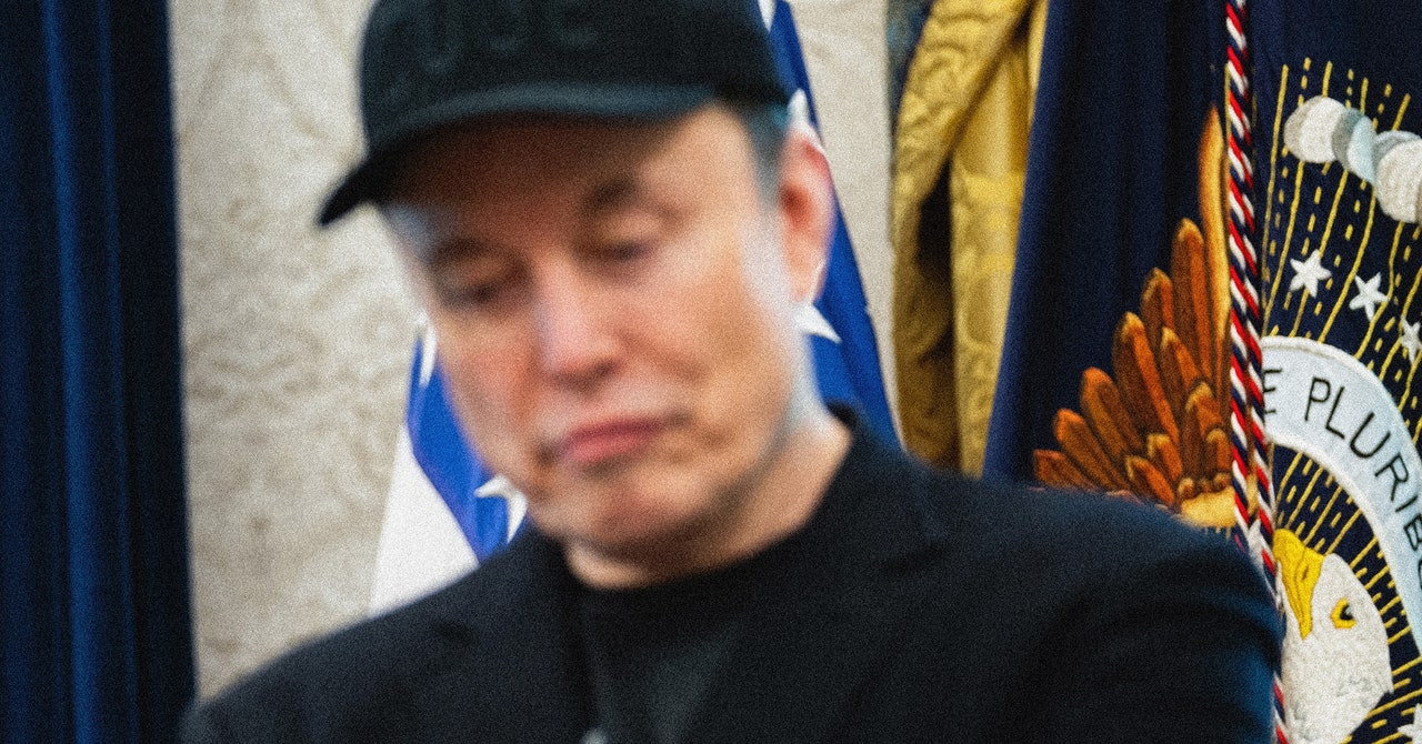 Elon Musk’s Lawyers Claim He ‘Does Not Use a Computer’