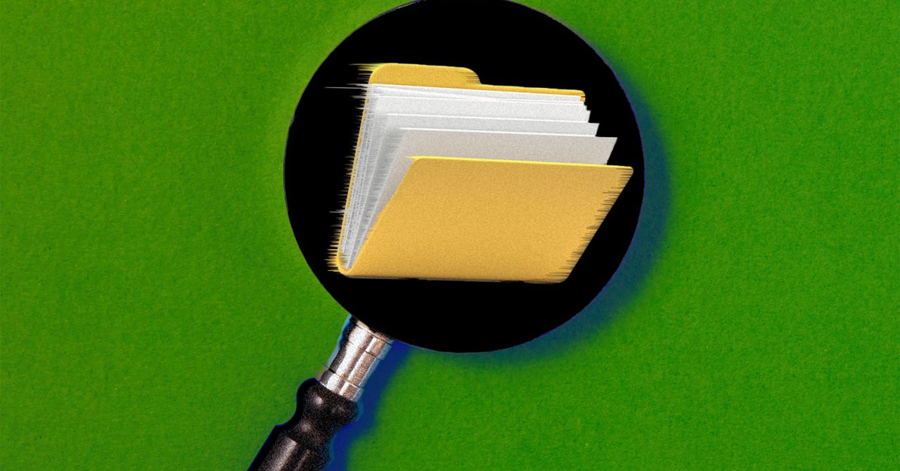 How Apple’s New Spotlight Compares to Raycast