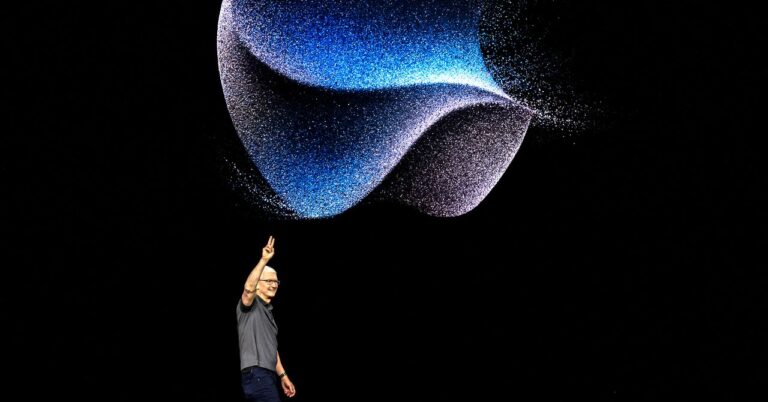 Apple Event Live Blog: The iPhone 17 Arrives Today