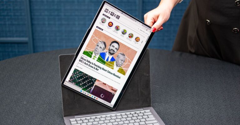 Lenovo’s New Laptop Concept Can Swivel the Screen From Landscape to Portrait