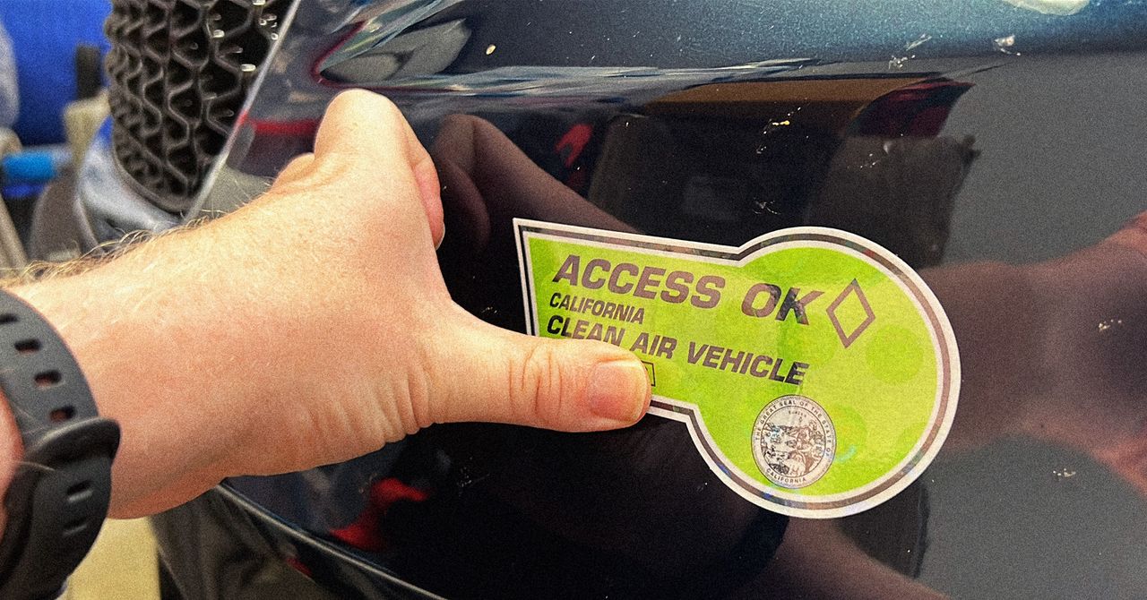 The Free Ride for EVs in the Carpool Lane Is Coming to an End