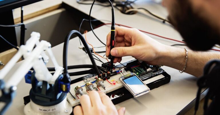 How to Get Your Kids Into STEM Even When Its Future Is Uncertain